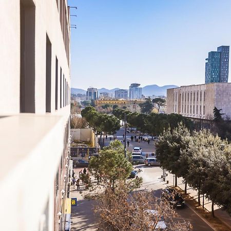 Viewpoint Central Apartment Тирана Екстер'єр фото