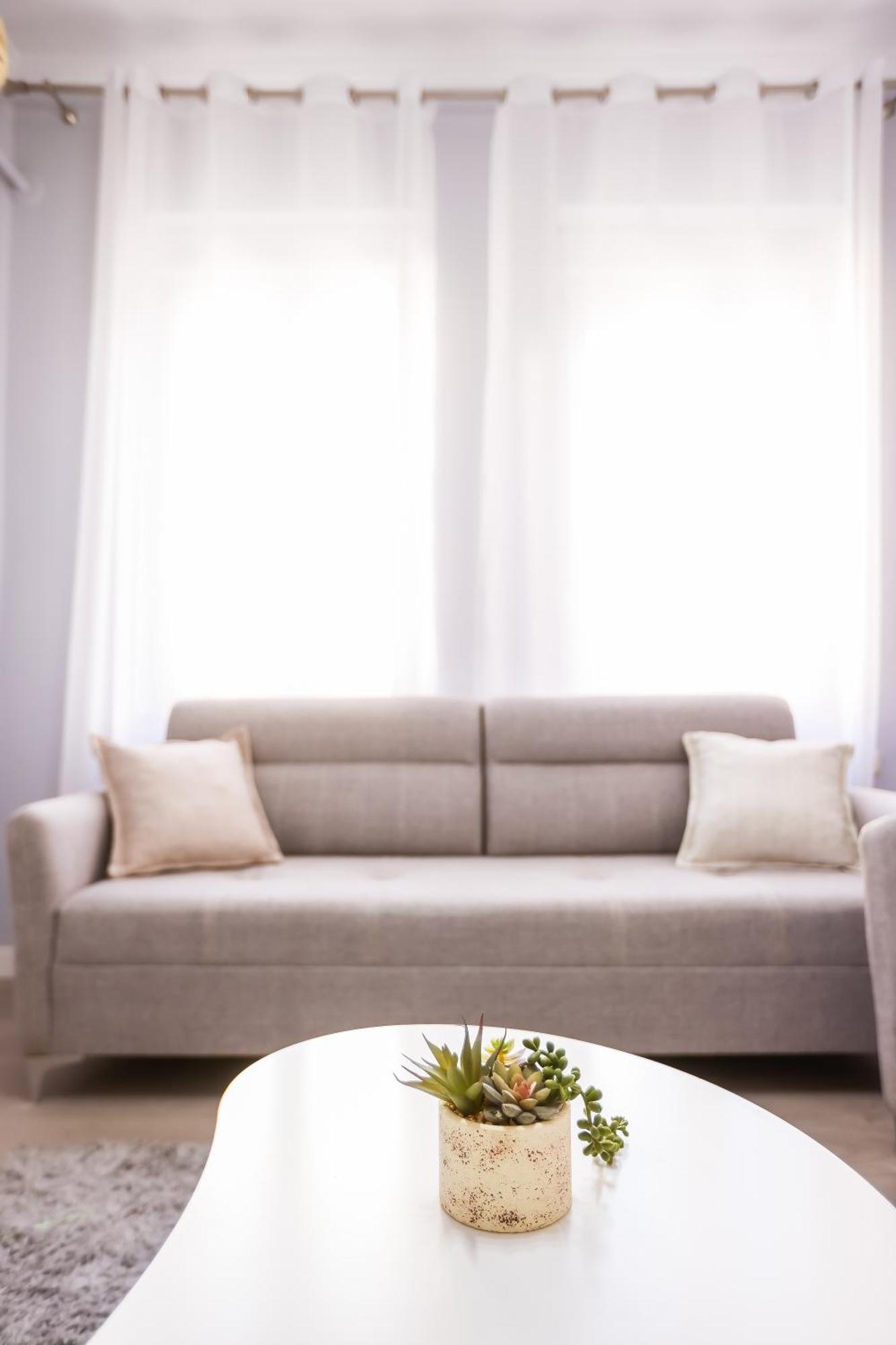 Viewpoint Central Apartment Тирана Екстер'єр фото